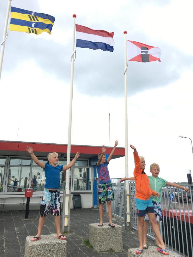 Sonnevanck Ameland Ballum Bagian luar foto