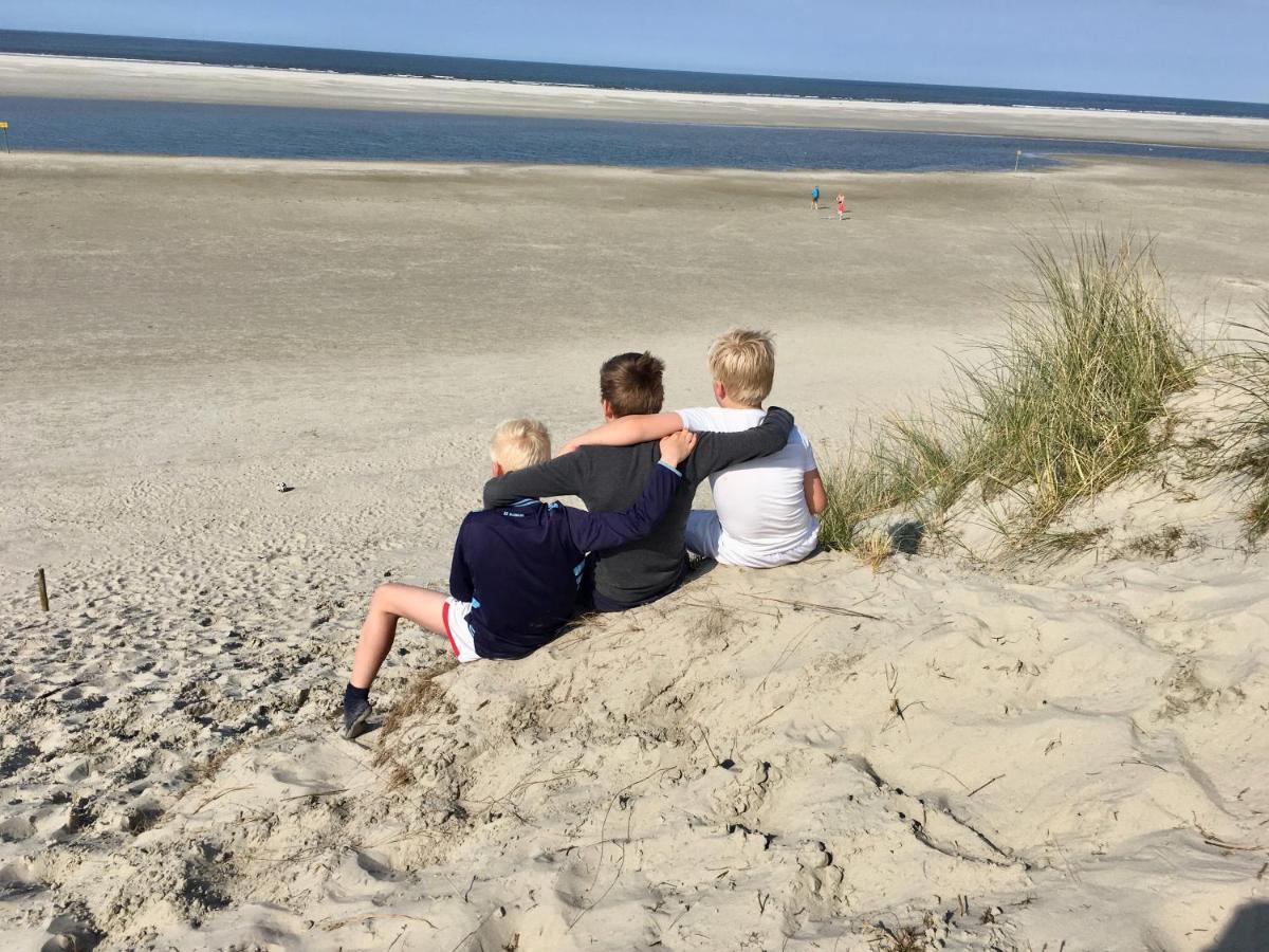 Sonnevanck Ameland Ballum Bagian luar foto